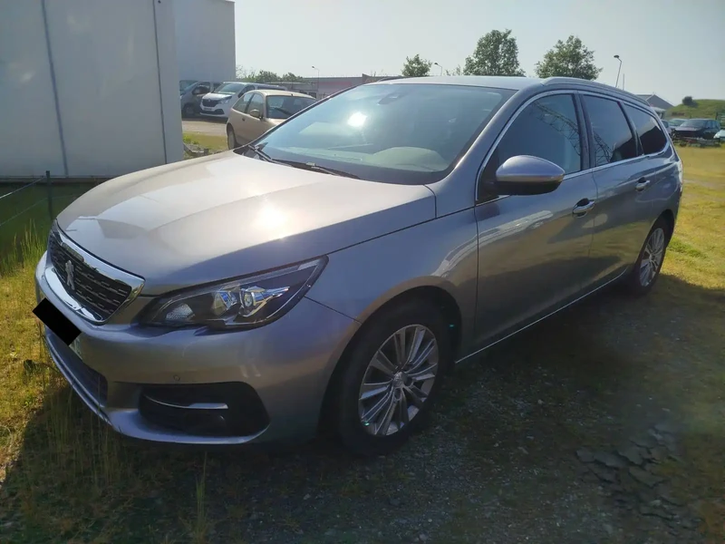 PEUGEOT 308 SW 1.2 PURETECH 110 BC SetS ALLURE